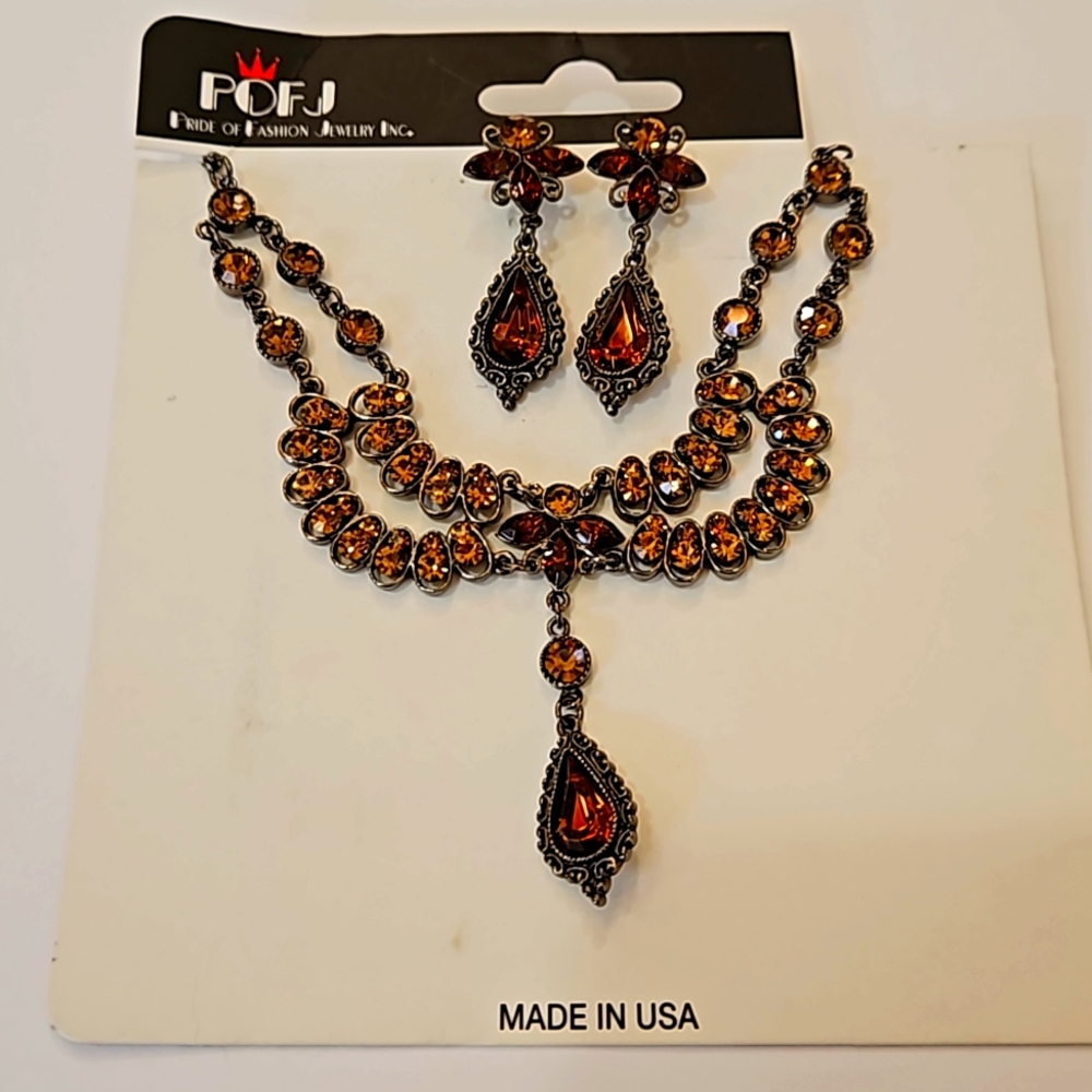 NWT‎ BROWN 2 PIECE NECKLACE EARRINGS SET